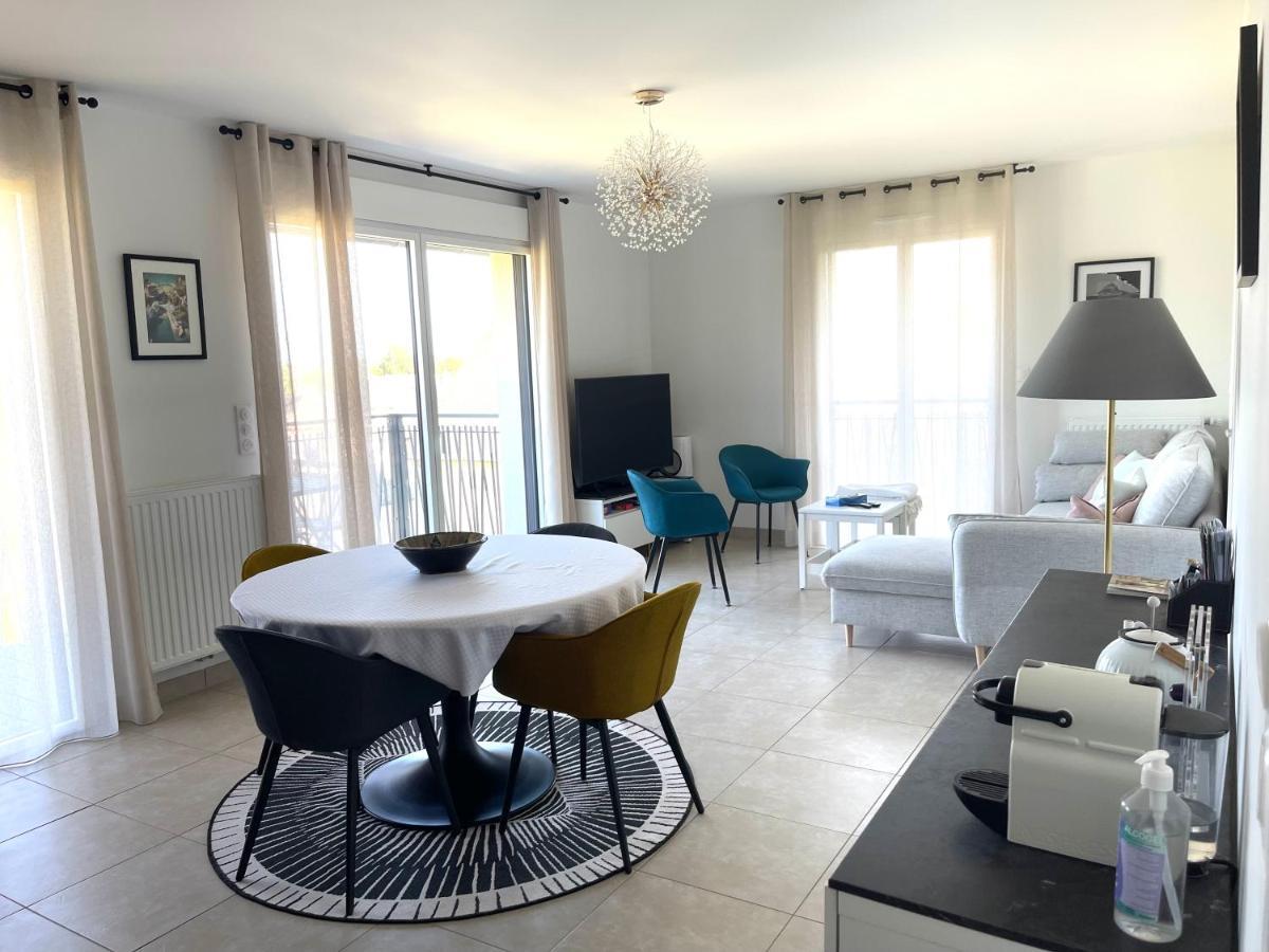 Bella Cruz 66 M2 Prestations Premium, Wifi, Balcon, Parking Avec Borne De Recharge Electrique, Plage Prieure, Commerces ディナール エクステリア 写真